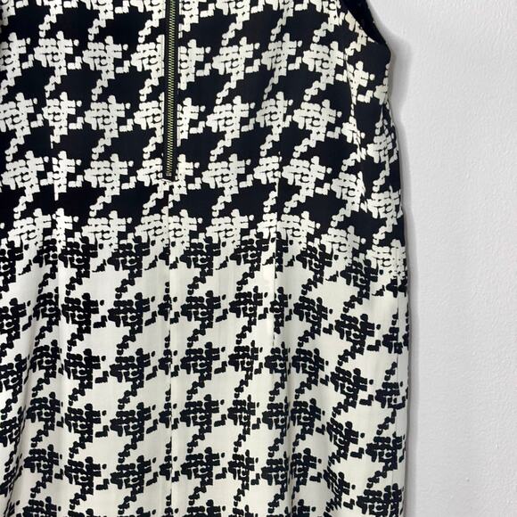 CAbi Women's Black and White Houndstooth Detailed Flowy Tank Top Size Small - Picture 7 of 12